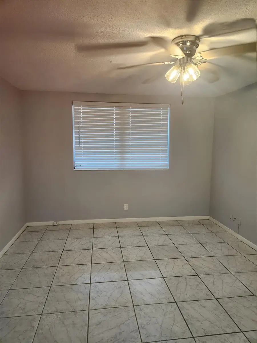 2801 Nw 47 Ter #403B, Lauderdale Lakes, FL 33313 - Image #3