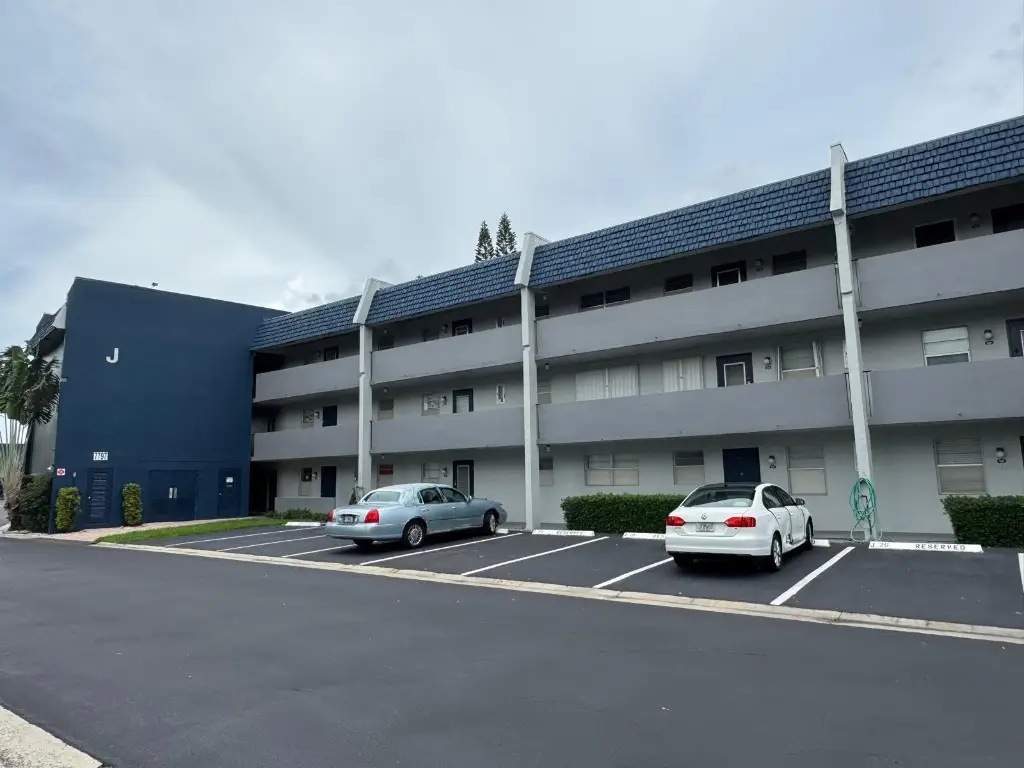 7797 Golf Circle Drive #304, Margate, FL 33063 - Image #1