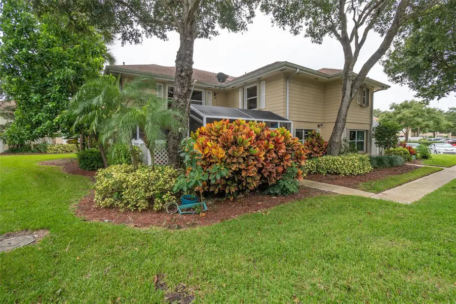 6102 Wheatley Ct, Boynton Beach, FL 33436 - Image #2