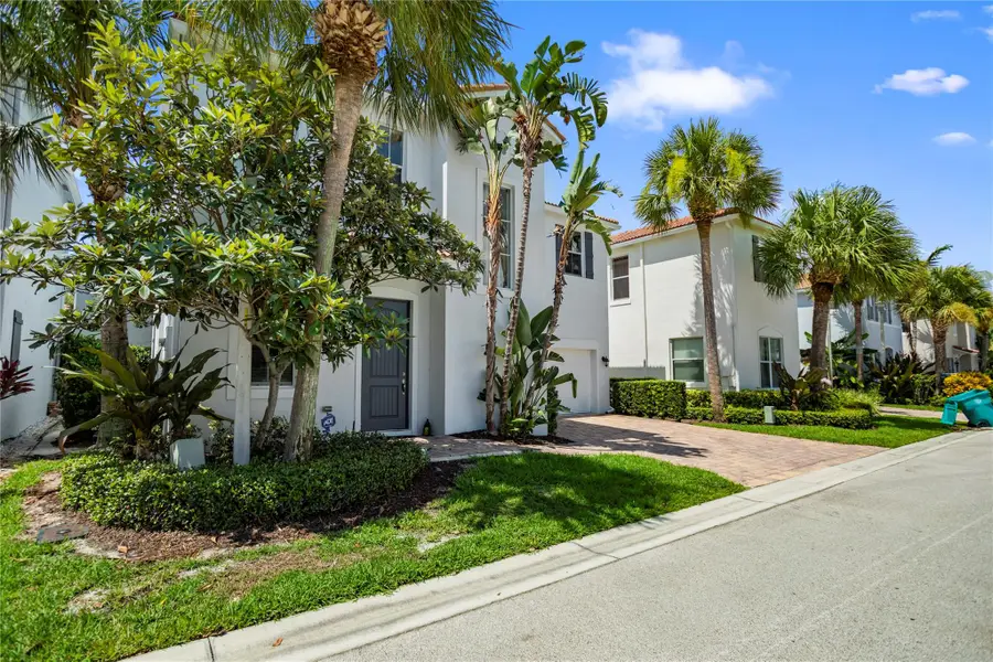 450 Greensboro Way, Boynton Beach, FL 33435 - Image #3