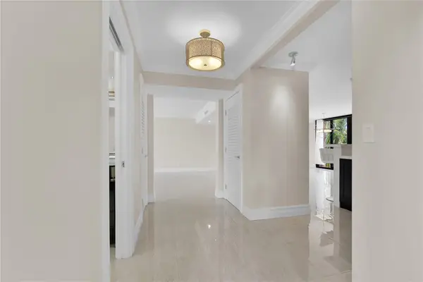 250 E Royal Palm Rd #2A, Boca Raton, FL 33432