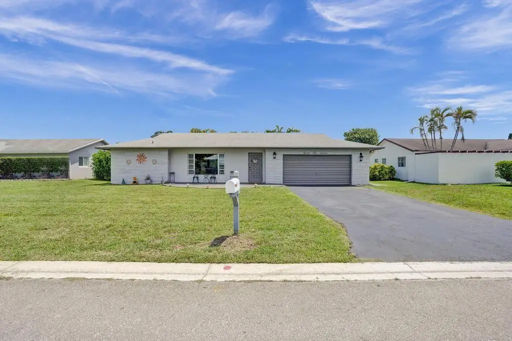 9516 NW 80th Ct, Tamarac, FL 33321 - Image #1