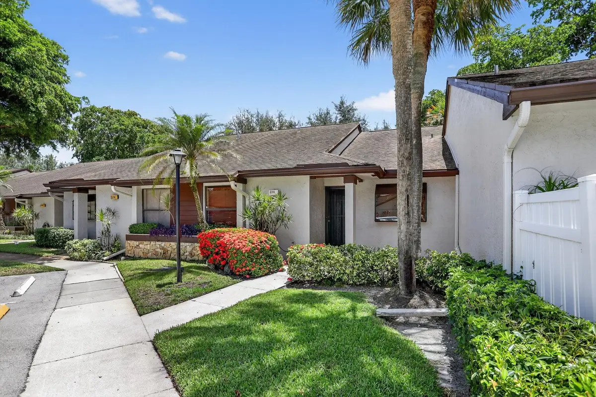 3204 Carambola Circle, Coconut Creek, FL 33066 - #1