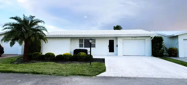 713 SW 15th St, Boynton Beach, FL 33426