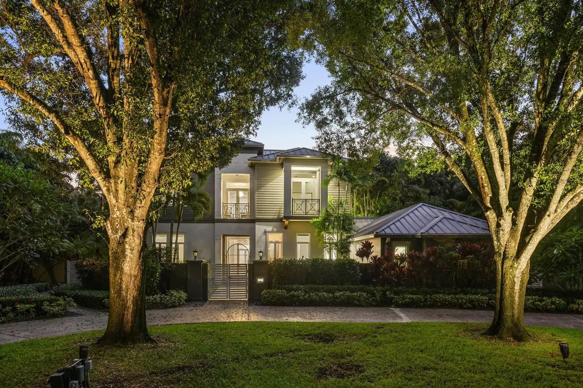 101 Holly Lane, Plantation, FL 33317 - Image #1