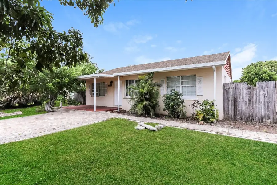 2903 Apalachee Road, West Palm Beach, FL 33406 - Image #2