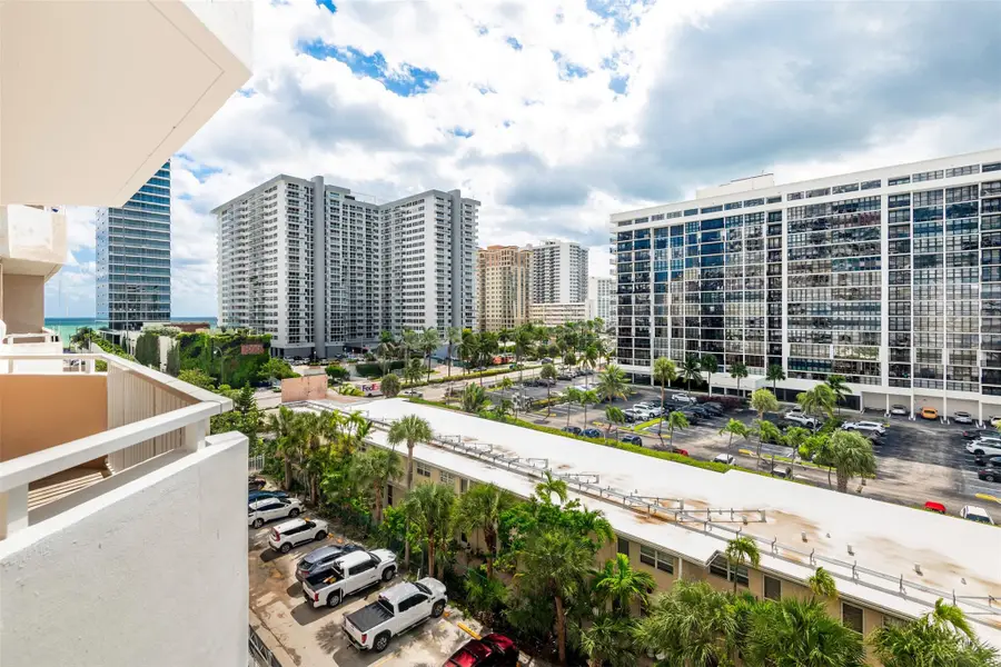 1985 S Ocean Dr #5A, Hallandale Beach, FL 33009 - Image #2