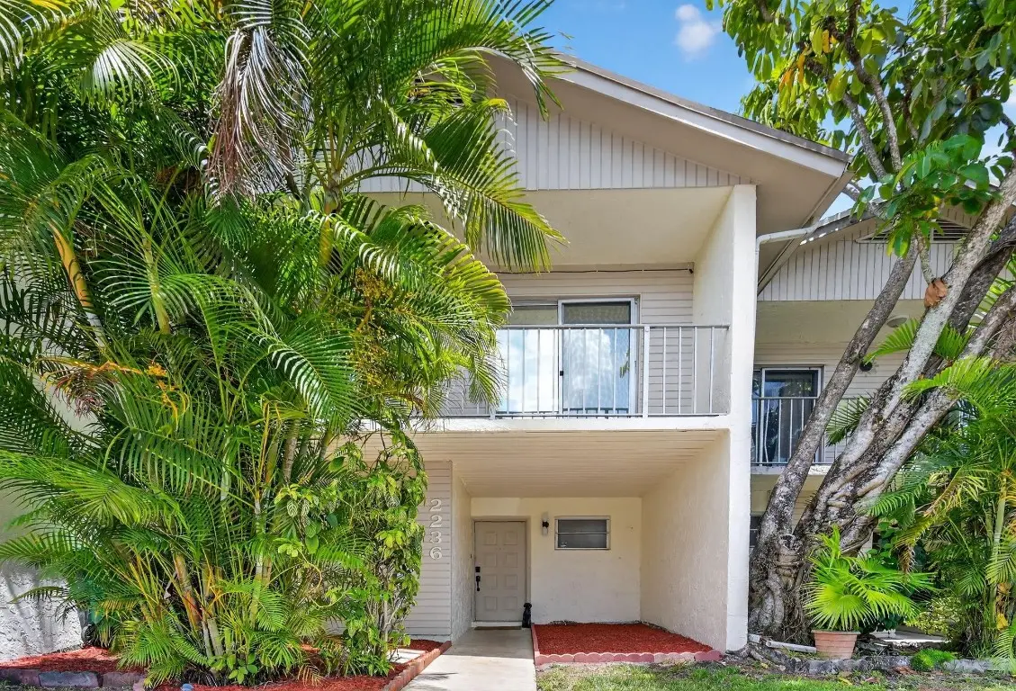 2236 Nova Village Drive, Davie, FL 33317 - Image #1