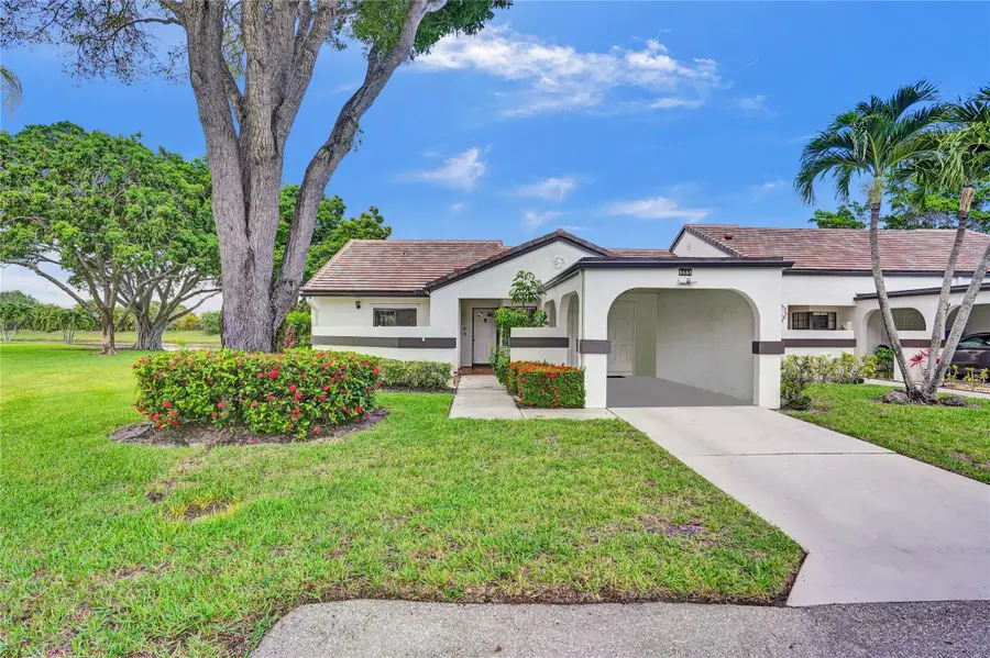 5658 Parkwalk Circle East, Boynton Beach, FL 33472 - Image #2
