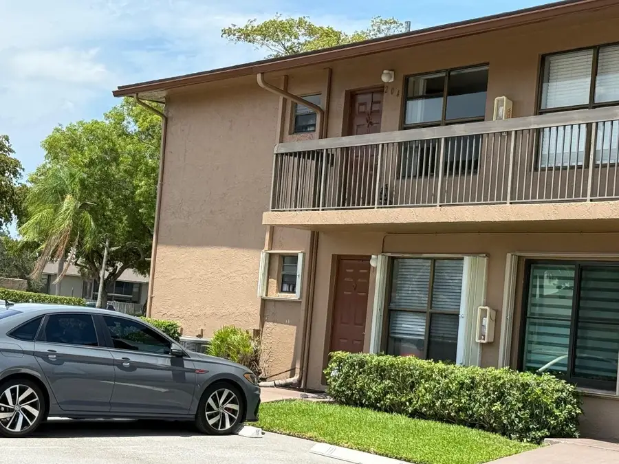 10056 Winding Lake Road #204, Sunrise, FL 33351 - Image #2