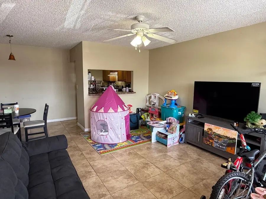 10056 Winding Lake Road #204, Sunrise, FL 33351 - Image #3