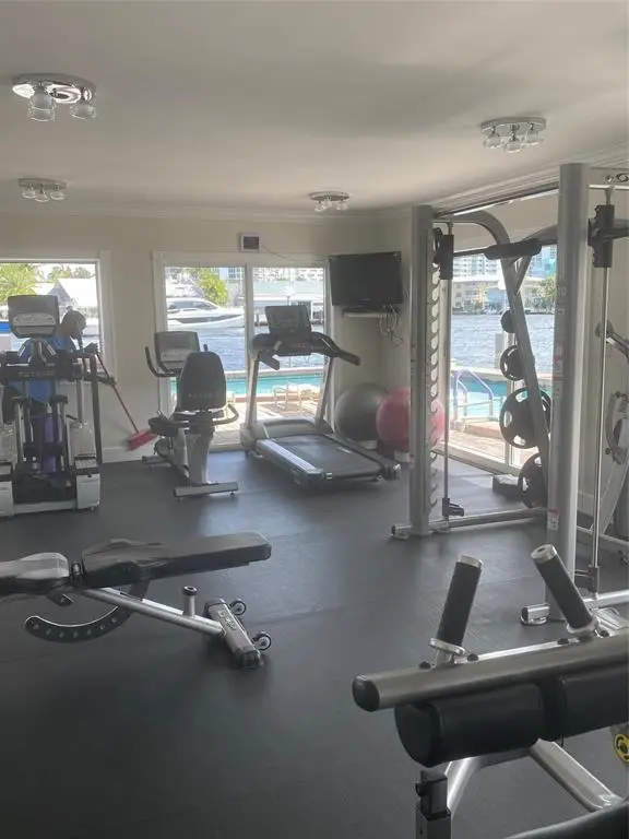 2900 NE 30th St #2F, Fort Lauderdale, FL 33306 - Image #2