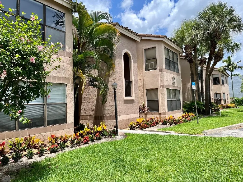 2796 S University Drive #2207, Davie, FL 33328 - Image #1