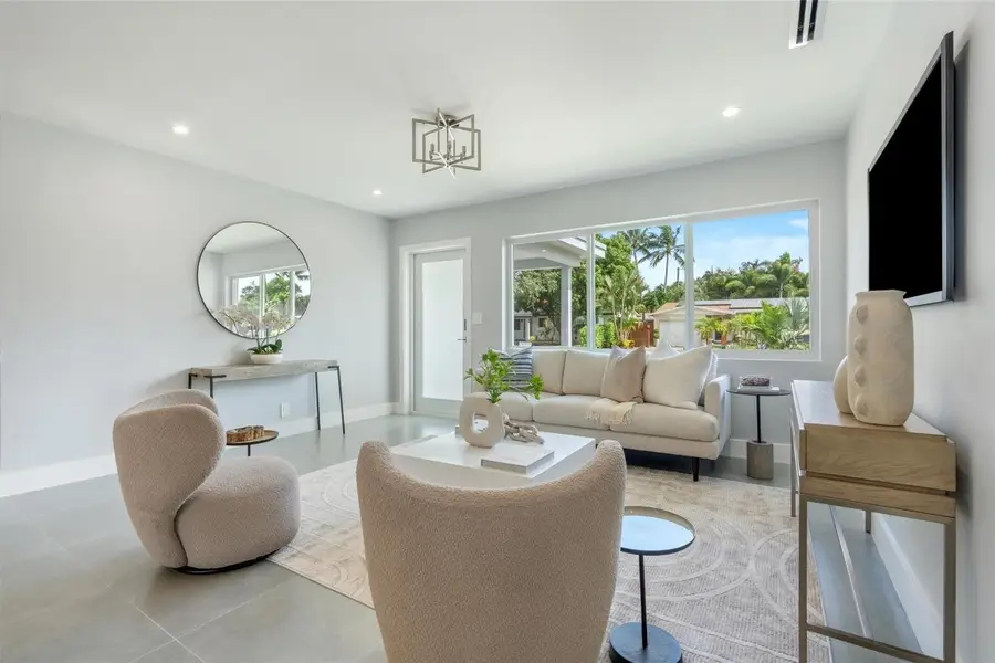 324 NE 28th Street, Wilton Manors, FL 33334 - Image #3