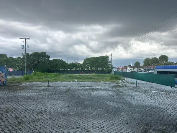 1430 NW 119, Miami, FL 33167