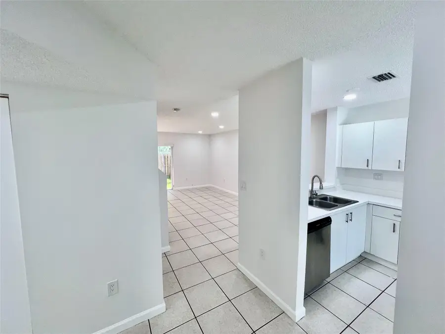 Address Withheld By Seller, Miami, FL 33177 - Image #3