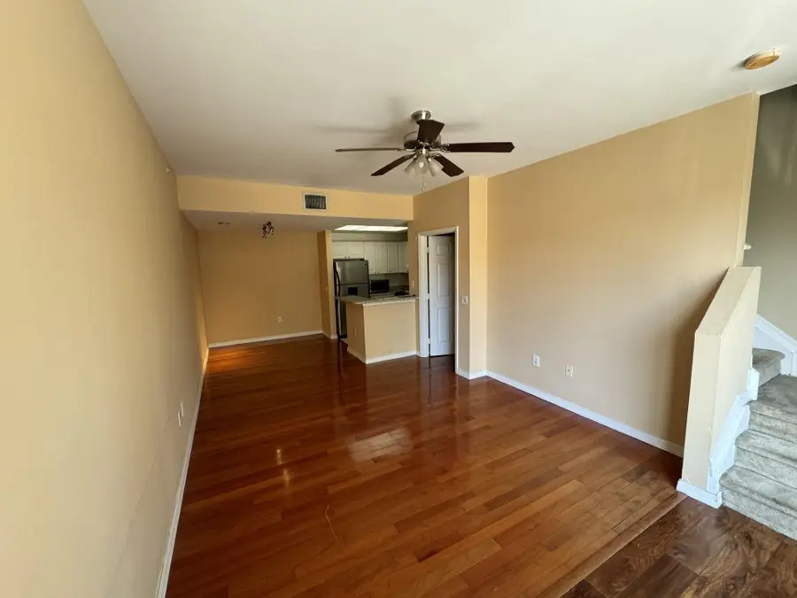 2107 SE 10th Ave #814, Fort Lauderdale, FL 33316 - Image #2