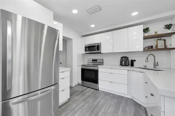 2535 Sherman St, Hollywood, FL 33020