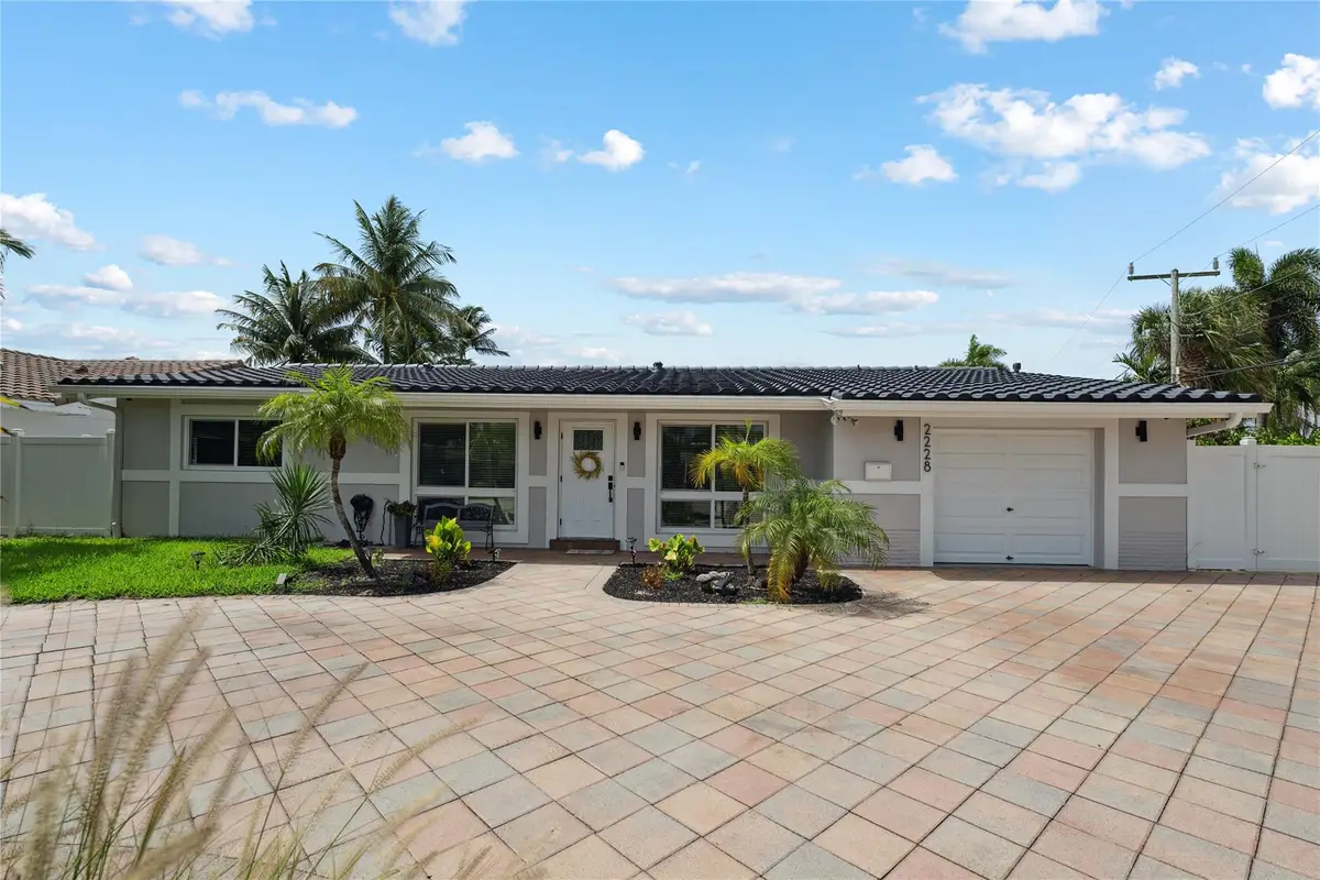 2228 SE 10th St, Pompano Beach, FL 33062 - Image #1