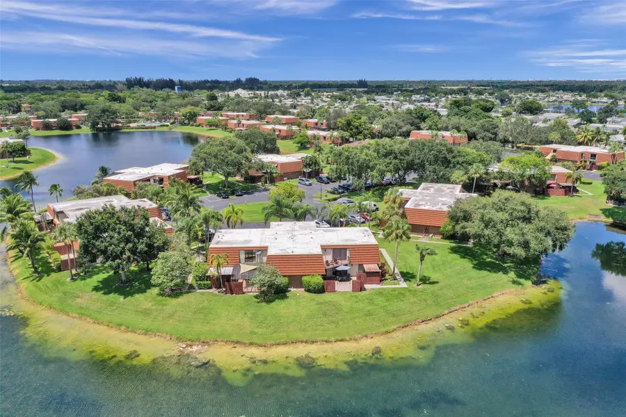 11884 SW 12th Pl #11884, Davie, FL 33325 - Image #2