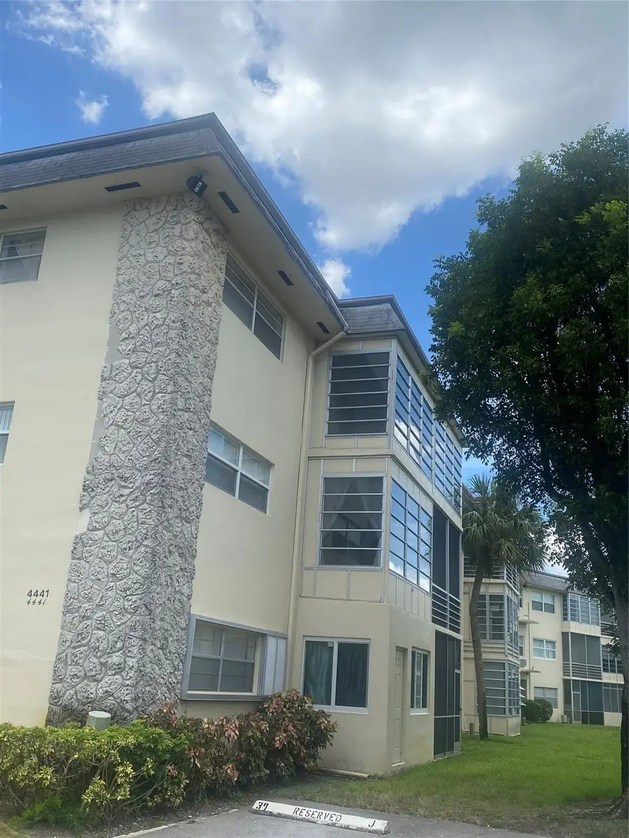4441 NW 16th St #J311, Lauderhill, FL 33313 - Image #2