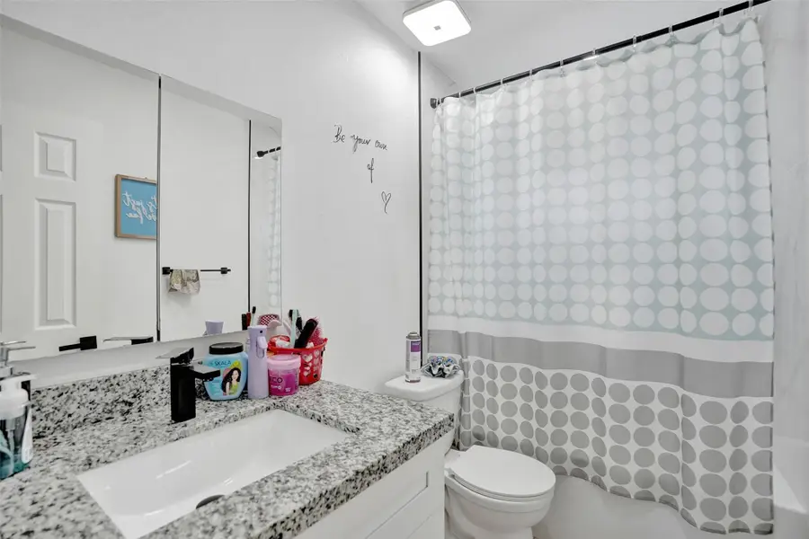 209 NE 9th St, Pompano Beach, FL 33060 - Image #2