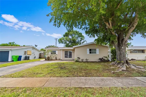8470 NW 28th Street, Sunrise, FL 33322