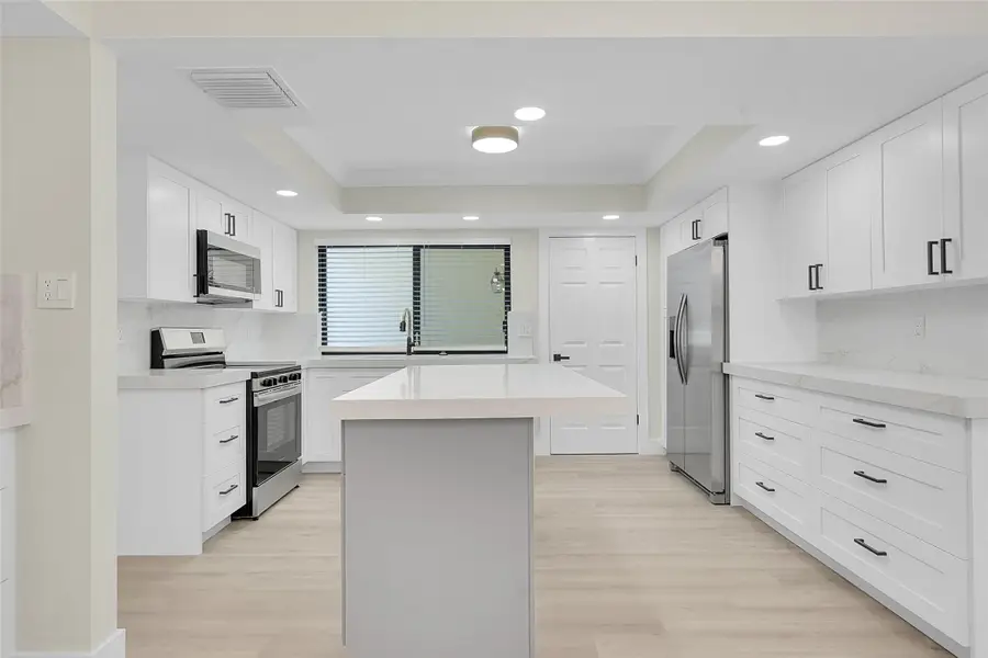 11457 Shady Oaks Ln, North Palm Beach, FL 33408 - Image #2