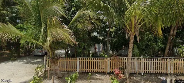 1141 S Ridge Rd, Lantana, FL 33462