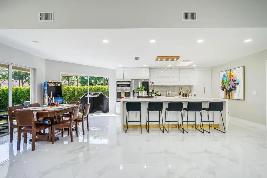 154 Coventry Pl, Palm Beach Gardens, FL 33418 - Image #3