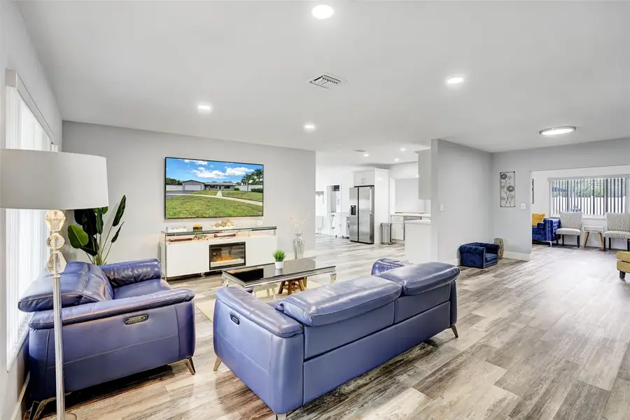 1250 SW 59th Ter, Plantation, FL 33317 - Image #2