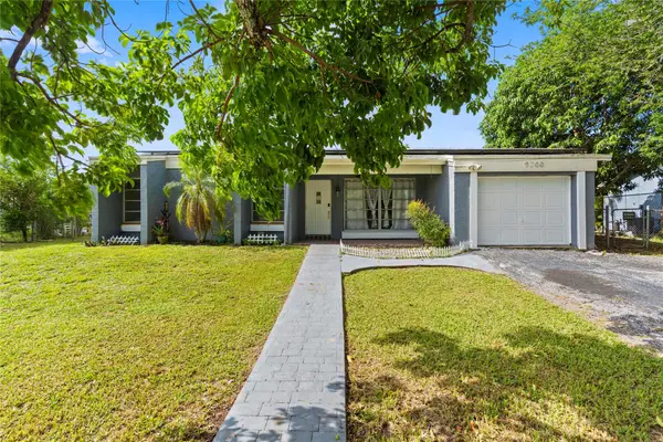 9700 NW 10th St, Pembroke Pines, FL 33024