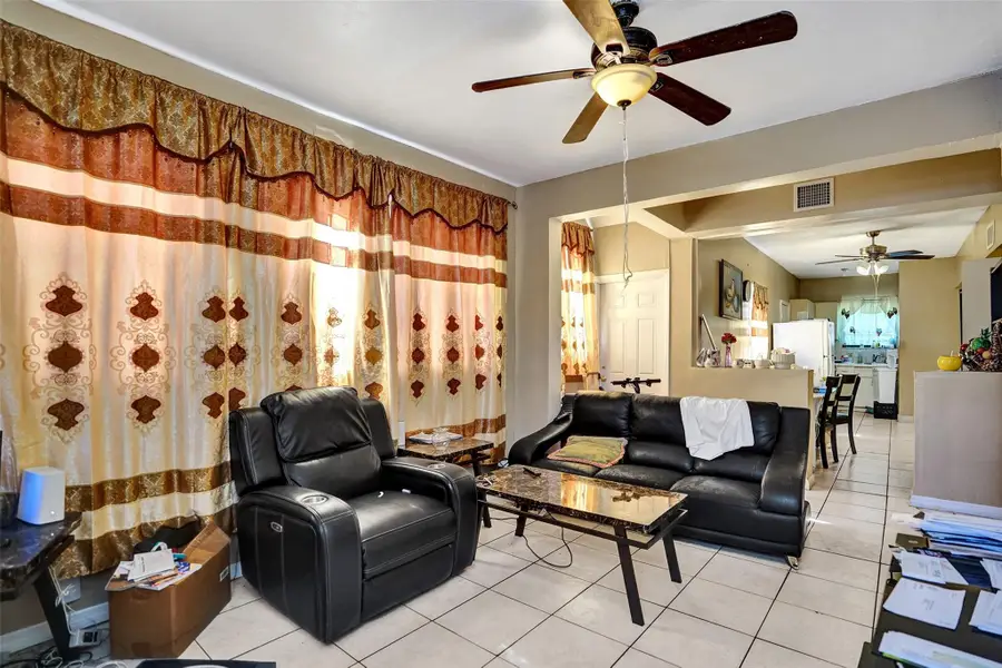 57 NW 68th St, Miami, FL 33150 - Image #3