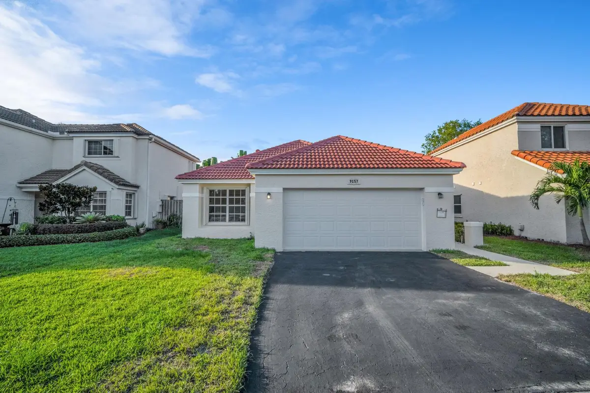 9157 Magnolia Ct, Davie, FL 33328 - Image #1