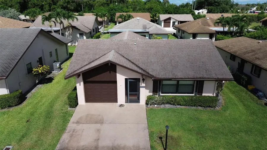 3305 Silver Buttonwood Drive, Greenacres, FL 33463 - Image #2