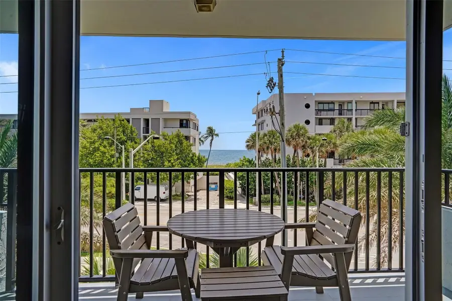 531 N Ocean Boulevard #411, Pompano Beach, FL 33062 - #2