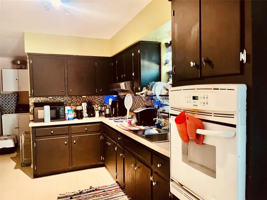 4827 NW 2nd Ct, Plantation, FL 33317 - Image #3