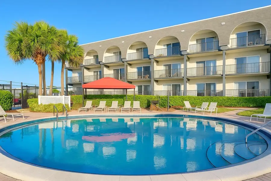 4013 N Ocean Dr #301, Fort Lauderdale, FL 33308 - Image #2