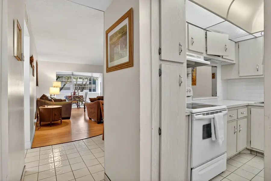 3170 Holiday Springs Boulevard #205, Pompano Beach, FL 33063 - Image #3