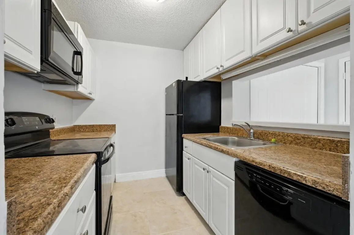 4281 W Mcnab Road #16, Pompano Beach, FL 33069 - Image #1