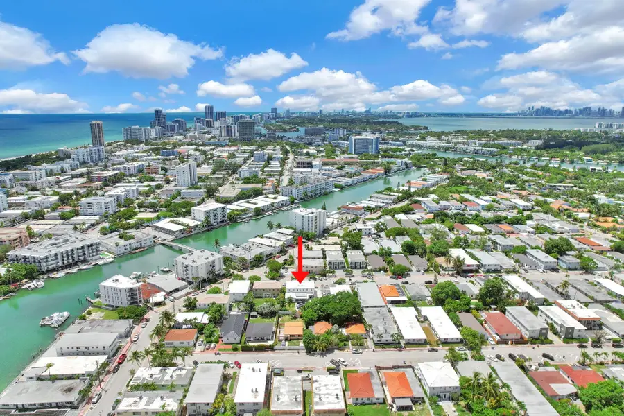 725 81st St, Miami Beach, FL 33141 - Image #2