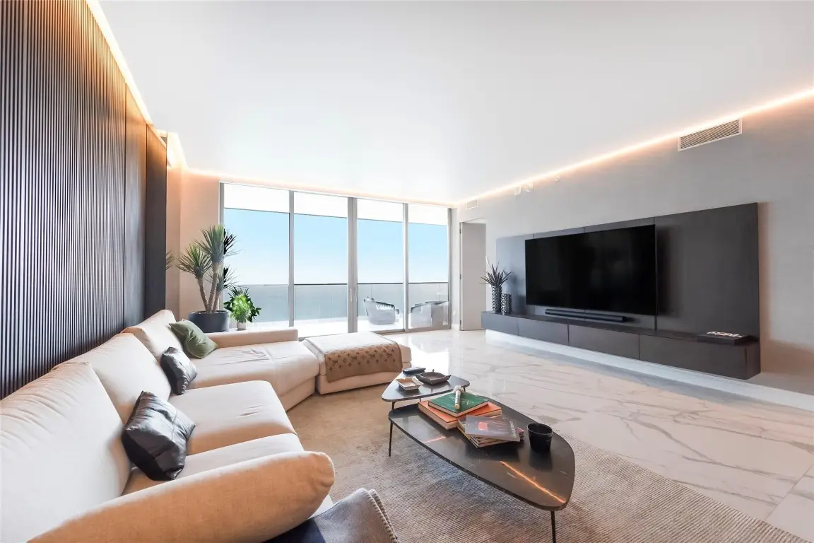 18975 Collins Avenue #3303, North Miami Beach, FL 33160 - #1