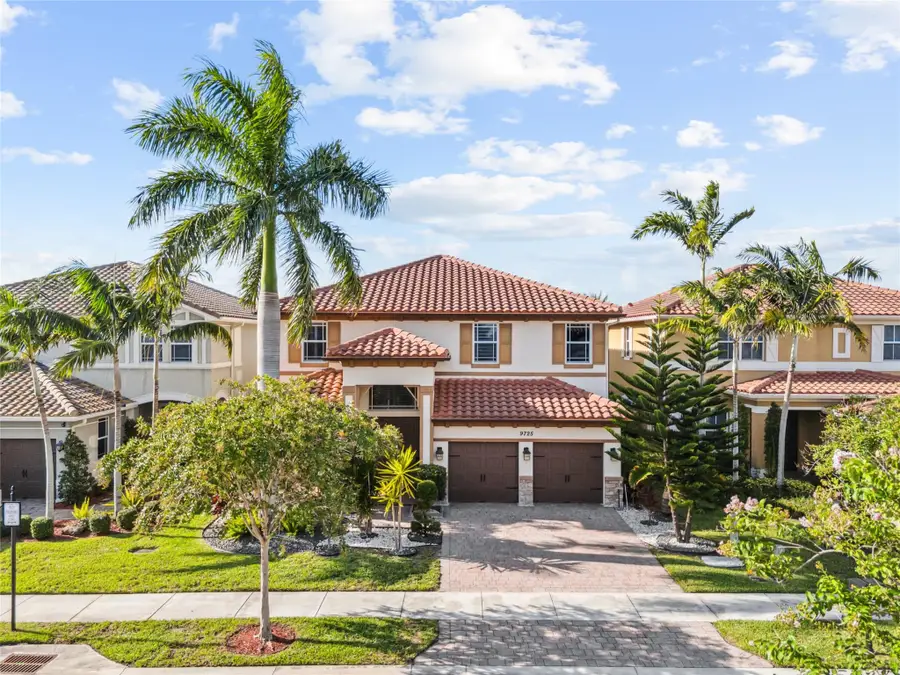 9725 Blue Isle Bay, Parkland, FL 33076 - Image #2