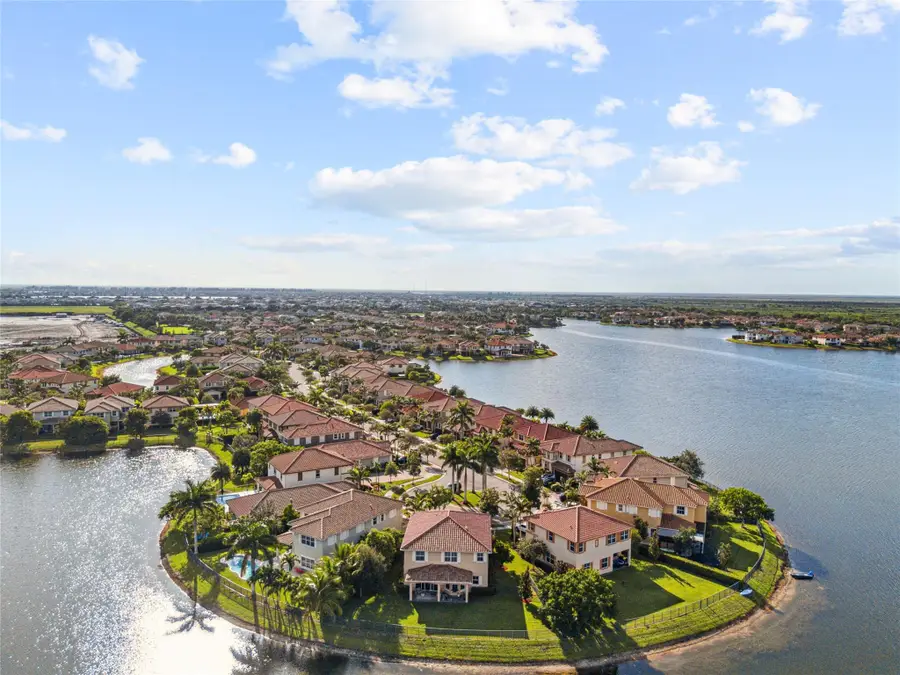 9725 Blue Isle Bay, Parkland, FL 33076 - Image #3