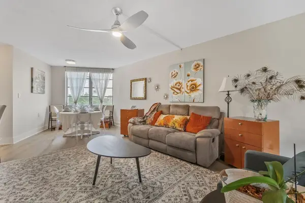 6911 Environ Boulevard #5J, Lauderhill, FL 33319