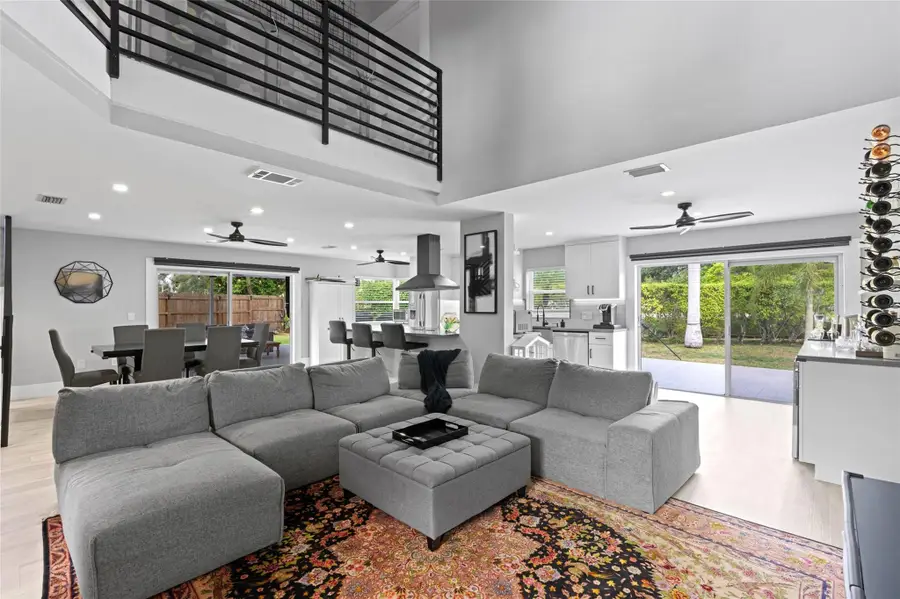 133 SW 159th Way, Sunrise, FL 33326 - #3