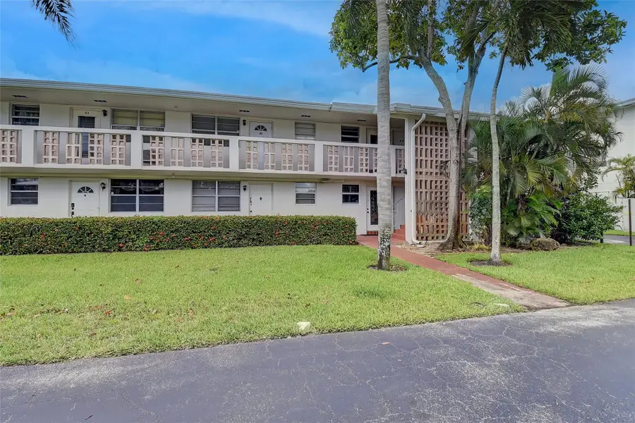 30 SE 13th St #B2, Boca Raton, FL 33432 - Image #2