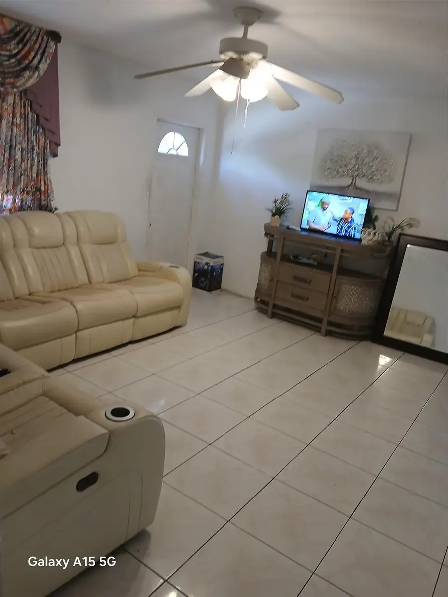 761 NE 43rd Ct, Deerfield Beach, FL 33064 - Image #3