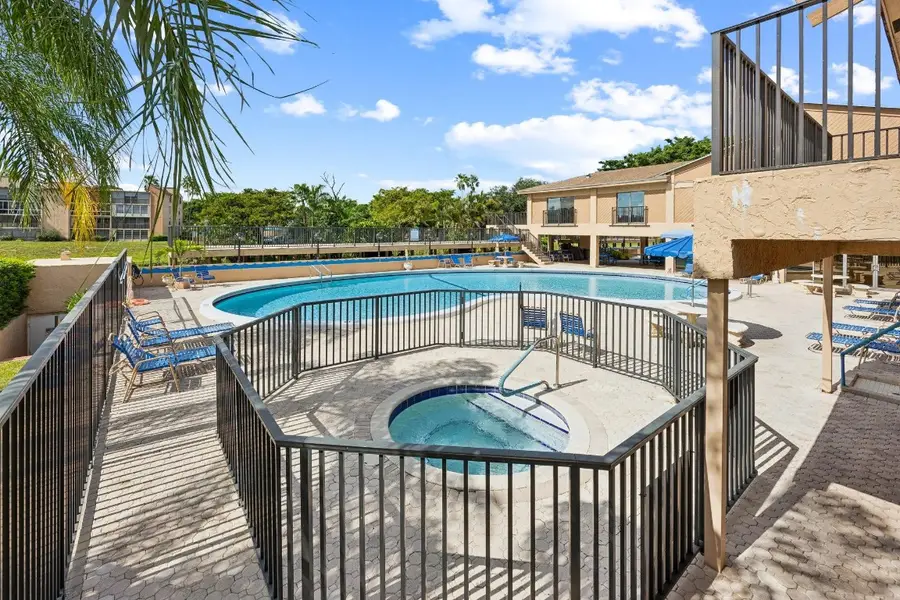 7210 Lake Circle Drive #106, Margate, FL 33063 - Image #2