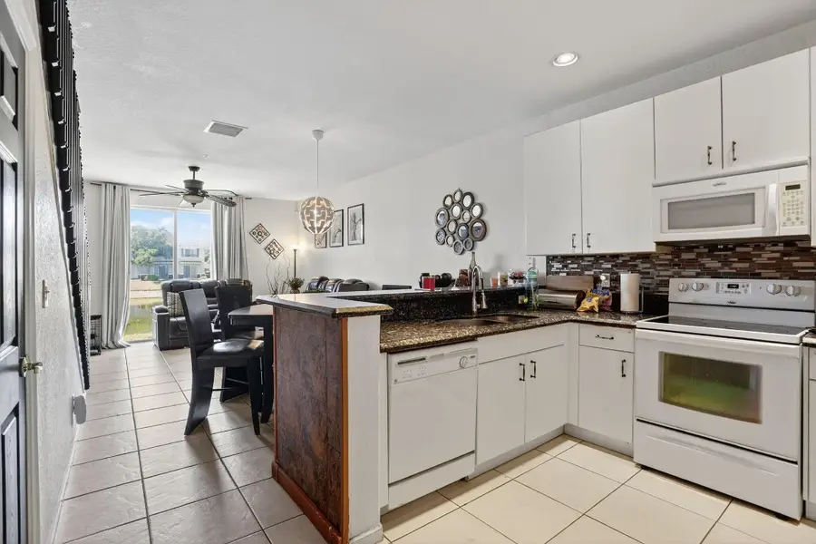 3426 NW 14th Court #3426, Fort Lauderdale, FL 33311 - Image #3